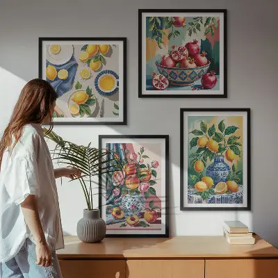 Blomster og frugt i vaser billedvæg til ophæng over sofaen