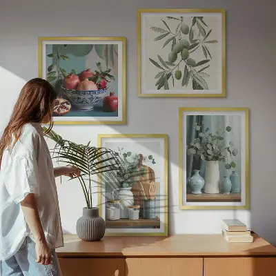 Billedsæt med ramme med motiv af grønne oliven og eukalyptus