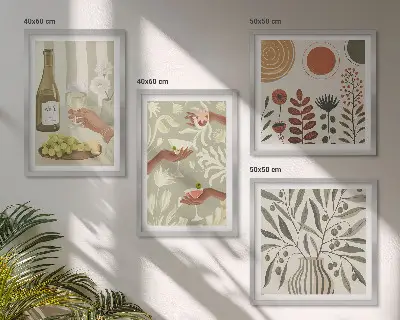 Billedvæg over sofa med motiv af rustikke cocktails med olivenblomster