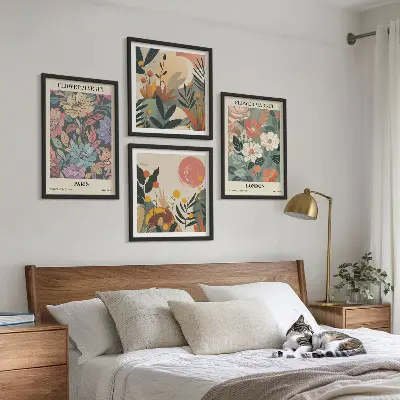 Blomsterplakater med motiv af Paris og London billedsæt inklusiv ramme