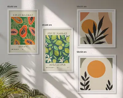 Billedvæg over sofa med boho papaya frugtmønster
