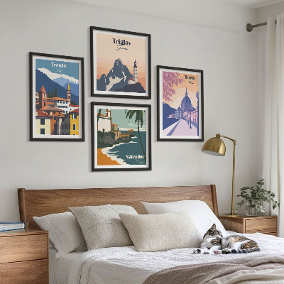 Billedvæg over sofa Illustrationer af retroarkitektur i bjergene