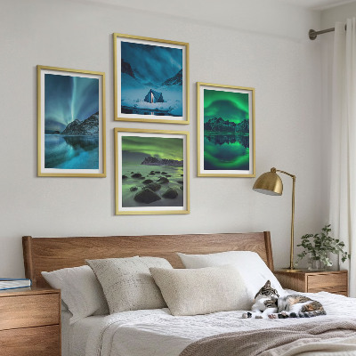 Billedvæg over sofa Vinterlandskab med nordlys