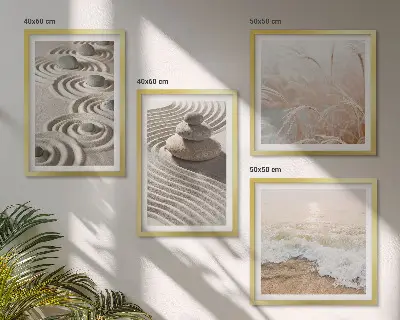 Billedvæg med bølger, sand, vand og sten motiver af strand ved sofa