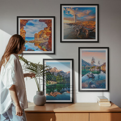 Billedvæg over sofa Bjergsøer, der reflekterer klipper