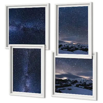 Billedvæg over sofa med motiv af nattehimmel, bjerge og stjerner