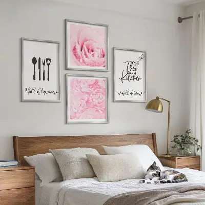 Køkkenets fine roseblomster billedsæt med ramme