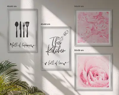 Køkkenets fine roseblomster billedsæt med ramme