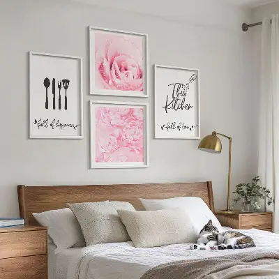 Køkkenets fine roseblomster billedsæt med ramme