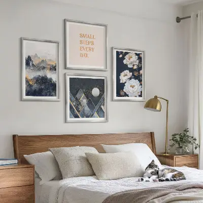 Billedsæt med ramme abstrakte bjerge og blomster som inspiration