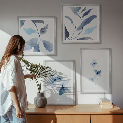 Billedvæg over sofa Minimalistiske blå blomster