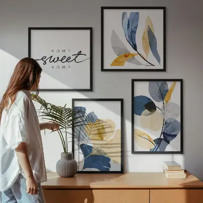 Billedvæg med akvarel plantemotiver til ophæng over sofa