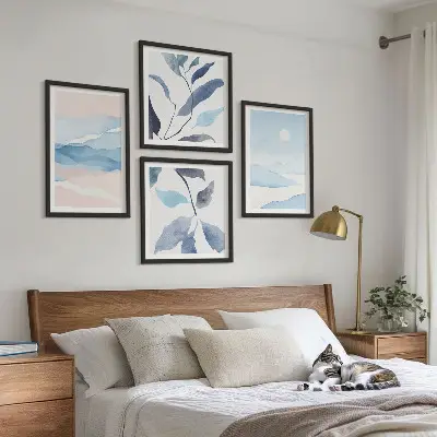 Akvarelplakat med bjerglandskab og planter billedsæt med ramme