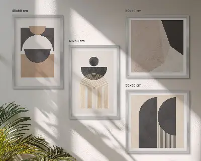 Billedvæg over sofa abstrakte former i beige og brun