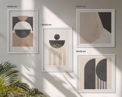 Billedvæg over sofa abstrakte former i beige og brun