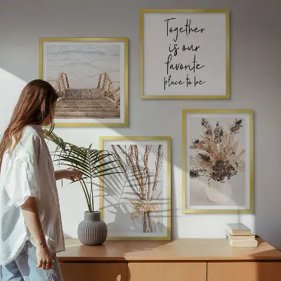 Billedsæt med ramme minimalistiske blomstergrene i naturstil