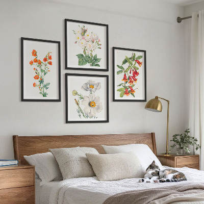 Billedvæg over sofa Retro blomstermaleri