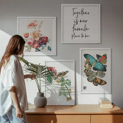 Billedsæt med ramme motiver af blomster, sommerfugle og fugle i pastelnuancer