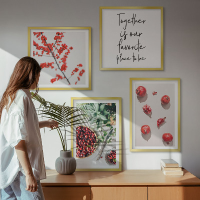 Billedvæg over sofa Røde frugter af planter minimalisme