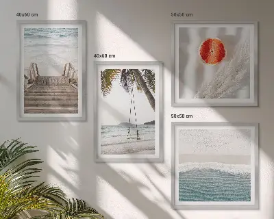 Billedvæg til over sofa motivet af strandens trætrappe