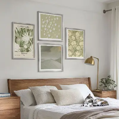 Blomsterabstraktioner i boho-stil billedvæg til over sofaen