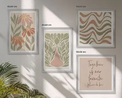 Billedvæg med abstrakte pastelfarvede blomster til ophæng over sofa