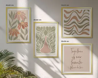 Billedvæg med abstrakte pastelfarvede blomster til ophæng over sofa