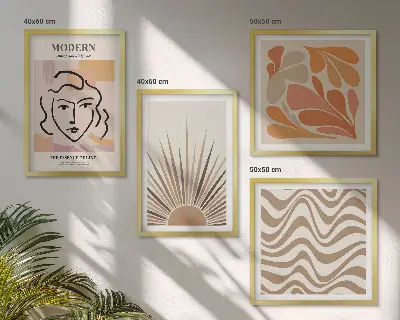 Billedvæg til over sofaen med sol og boho-pastelfarver