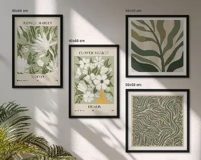 Billedvæg over sofa med boho-inspirerede plantemønstre