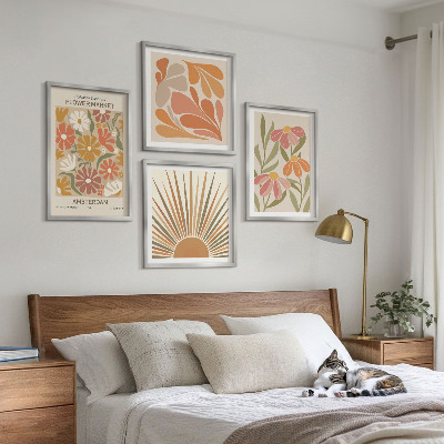 Billedvæg over sofa Pastel solblomster