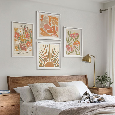 Billedvæg over sofa Pastel solblomster