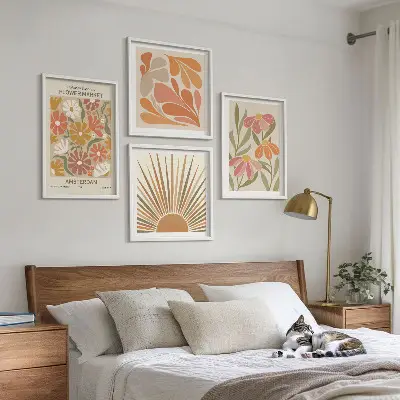 Billedvæg Pastel solblomster til ophæng over sofa