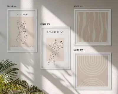 Billedvæg over sofa med en samling af minimalistiske former