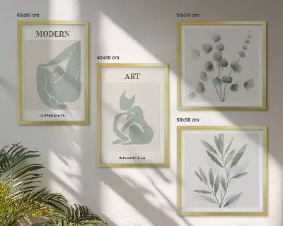 Billedvæg over sofa med plantemotiver i sart grøn