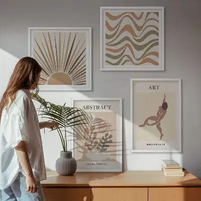 Billedvæg over sofa med abstrakte Matisse-mønstre i boho-stil