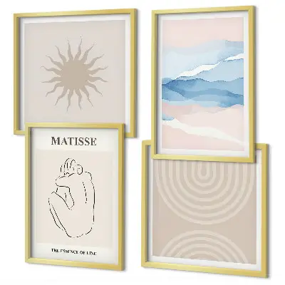 Billedvæg over sofa med minimalistisk kunst af linjer og bølger i pastelnuancer