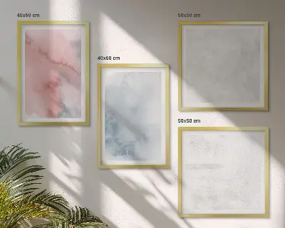 Billedvæg over sofa med pastel akvarel teksturer
