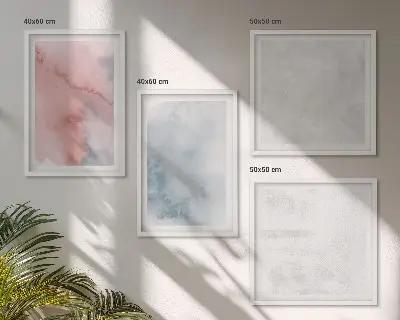 Billedvæg over sofa med pastel akvarel teksturer