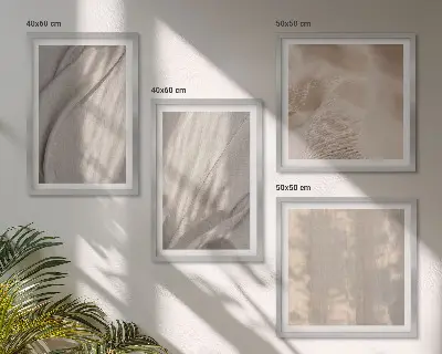 Billedvæg over sofa med nærbillede af naturlige boho-stoffer
