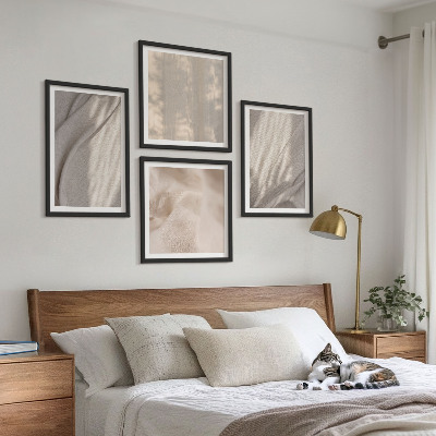 Billedvæg over sofa Nærbillede af naturlige boho-stoffer