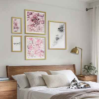 Billedkomposition til væg Blomsterportræt om hjemmet