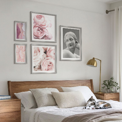 Billedsæt over sofa Klassiske blomsterskulpturer