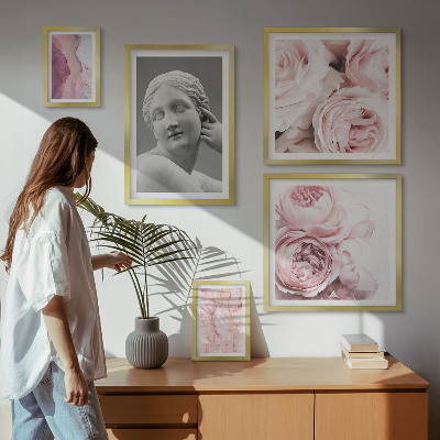 Billedsæt over sofa Klassiske blomsterskulpturer