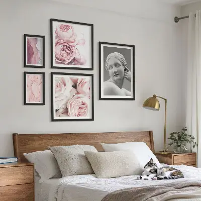 Klassiske blomsterskulpturer billedsæt over sofa