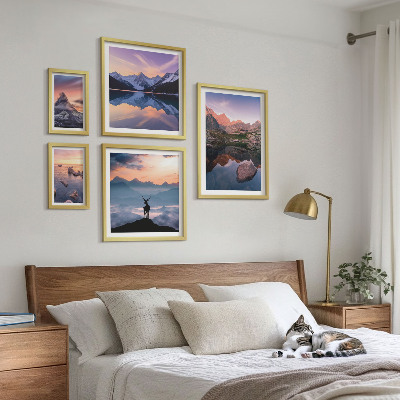 Billedkomposition til væg Refleksioner over bjergsolnedgang