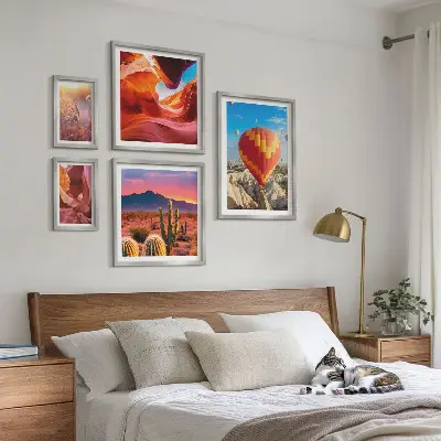 Ørkenballoner billedsæt over sofa