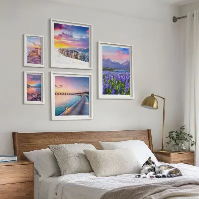 Billedsæt til sofa med motiv af bjergrigt naturlandskab