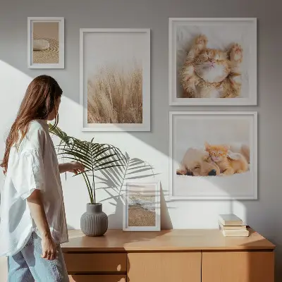Billedsæt over sofa med søde dyr og landskaber