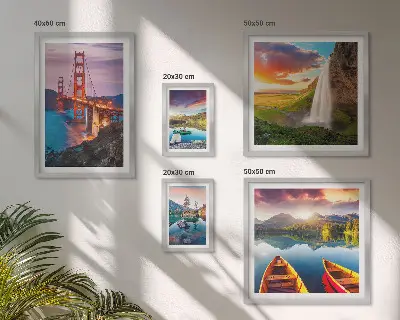 Billedsæt over sofa med motiver af landskaber, natur og broer i USA