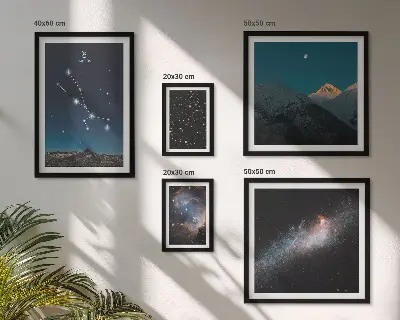 Billedkomposition til væg med motiv af kosmiske stjernebilleder om natten